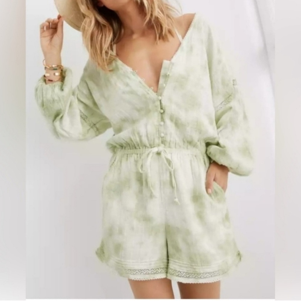 Aerie Romper Womens XL Green Tie Dye V Neck Boho Playsuit Relaxed Sage MINT ¥¥
